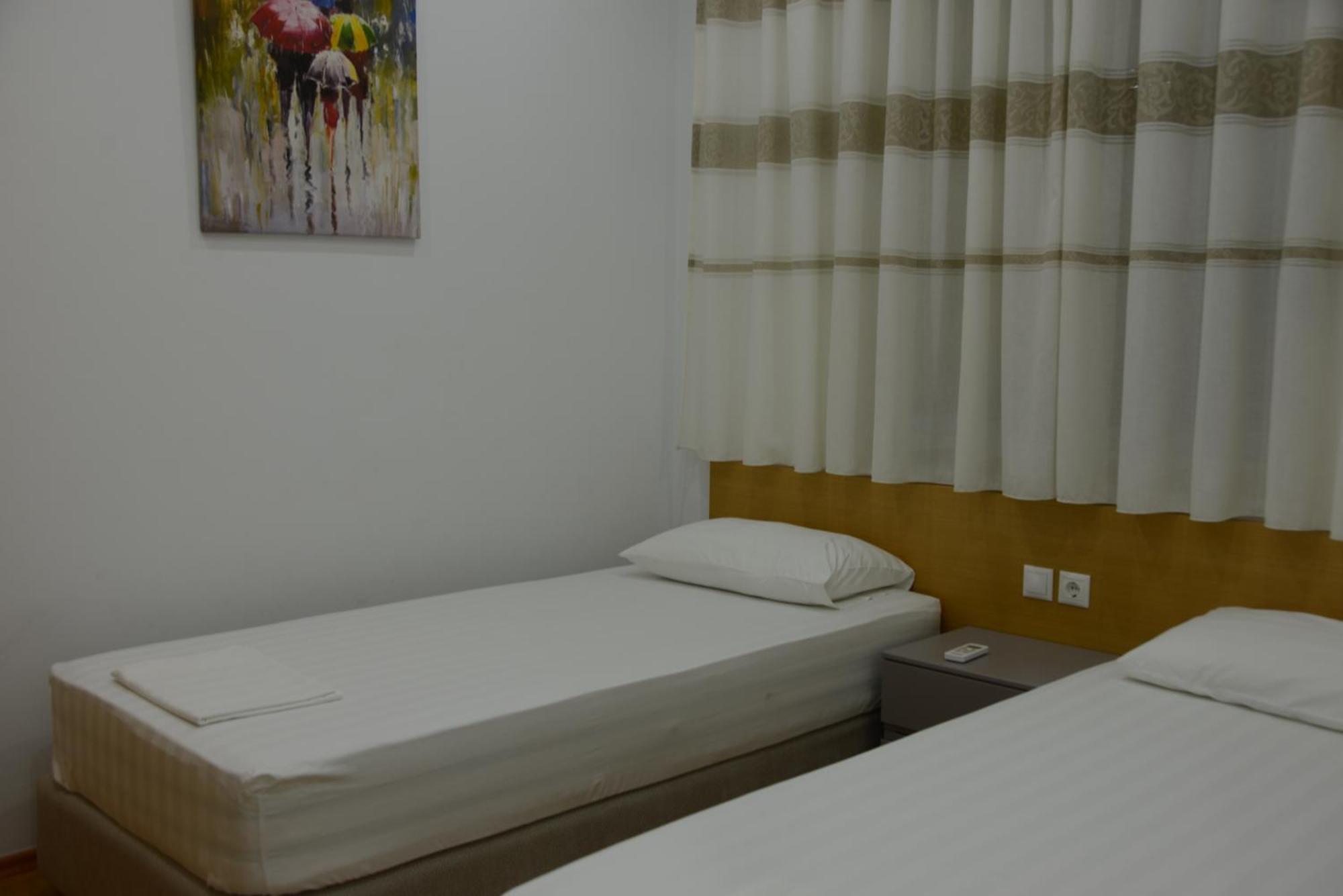 Mane Apartments Sarande Exterior photo