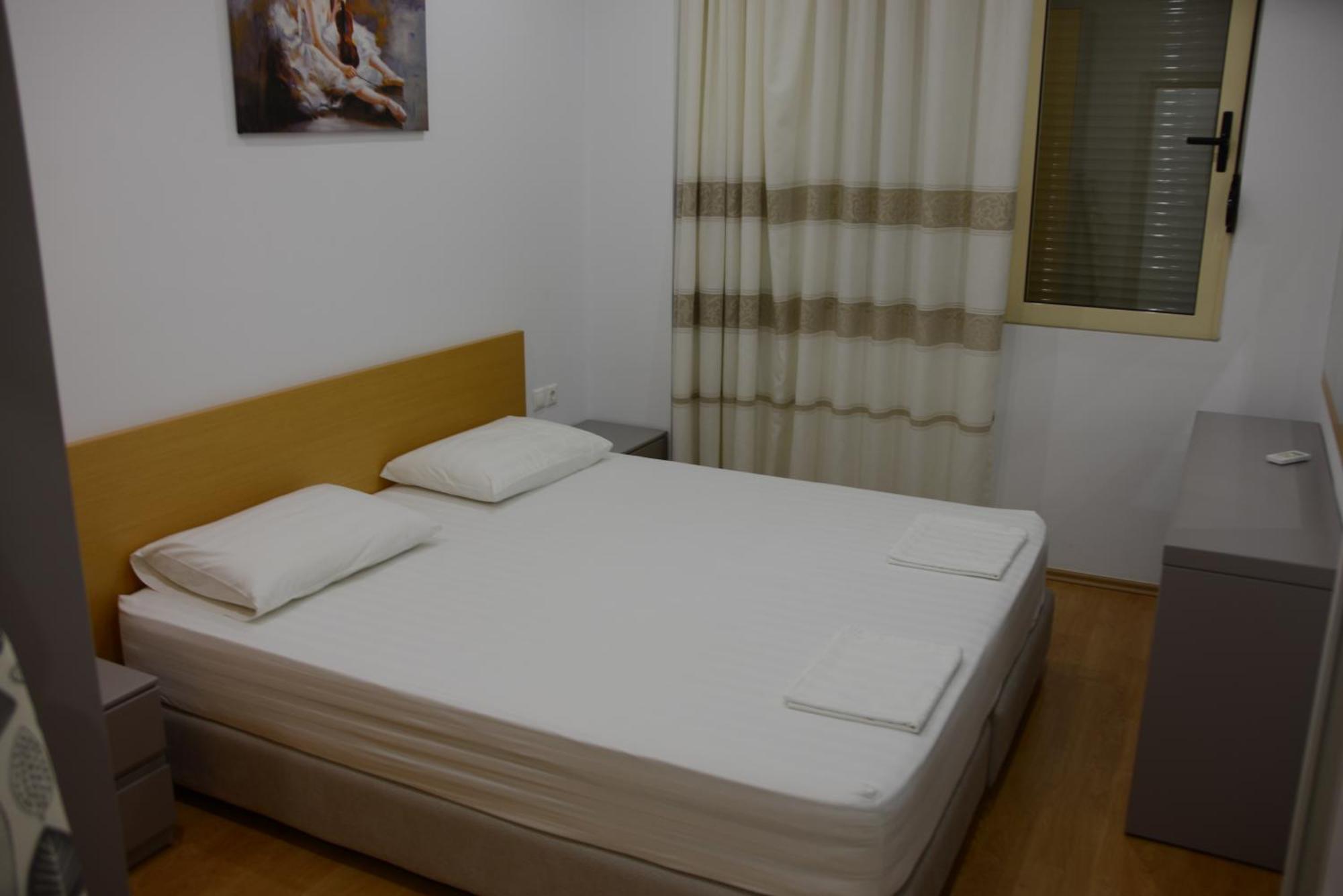 Mane Apartments Sarande Exterior photo